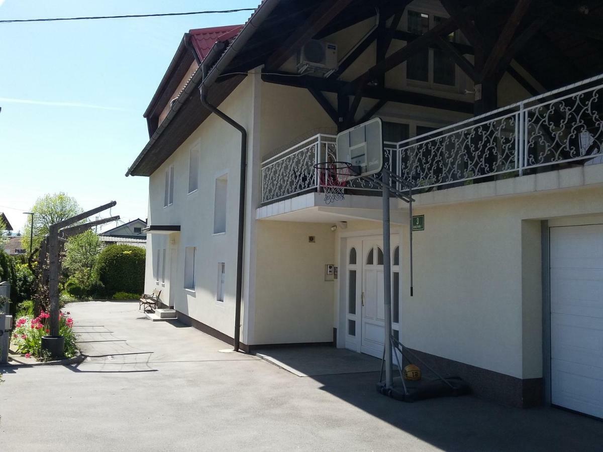 Vila Bbq Ljubljana Extérieur photo